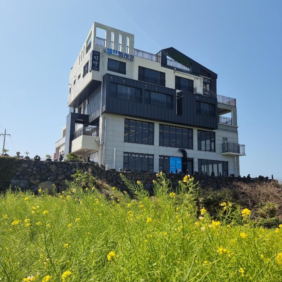Eutteum-Won Pension Jeju Exterior foto