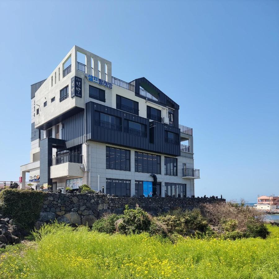 Eutteum-Won Pension Jeju Exterior foto