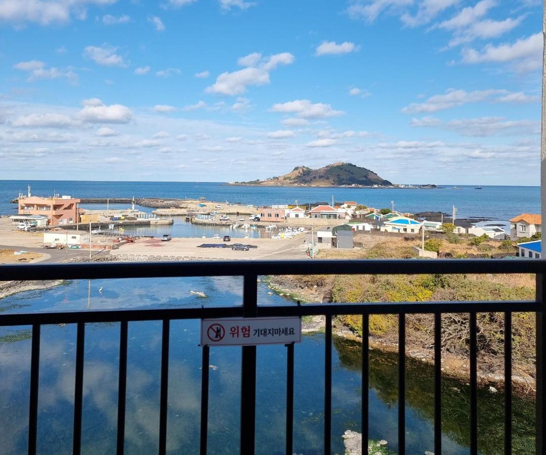 Eutteum-Won Pension Jeju Exterior foto