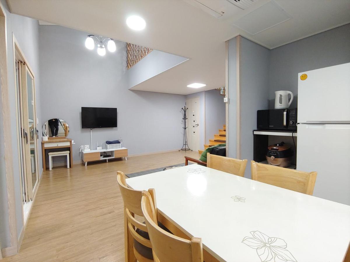 Eutteum-Won Pension Jeju Exterior foto